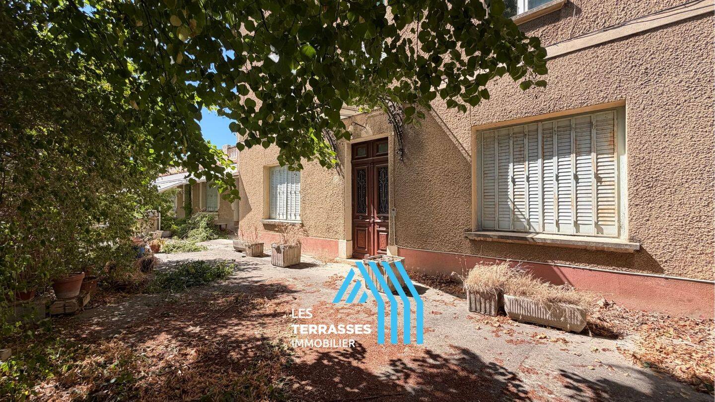 Maison 10 pièces 276 m² · à Sauzet · 276 m² · 560 000 €