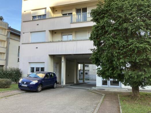 Parking à louer 60 € 11 m² Centre-Halles Carnot Limoges 87000