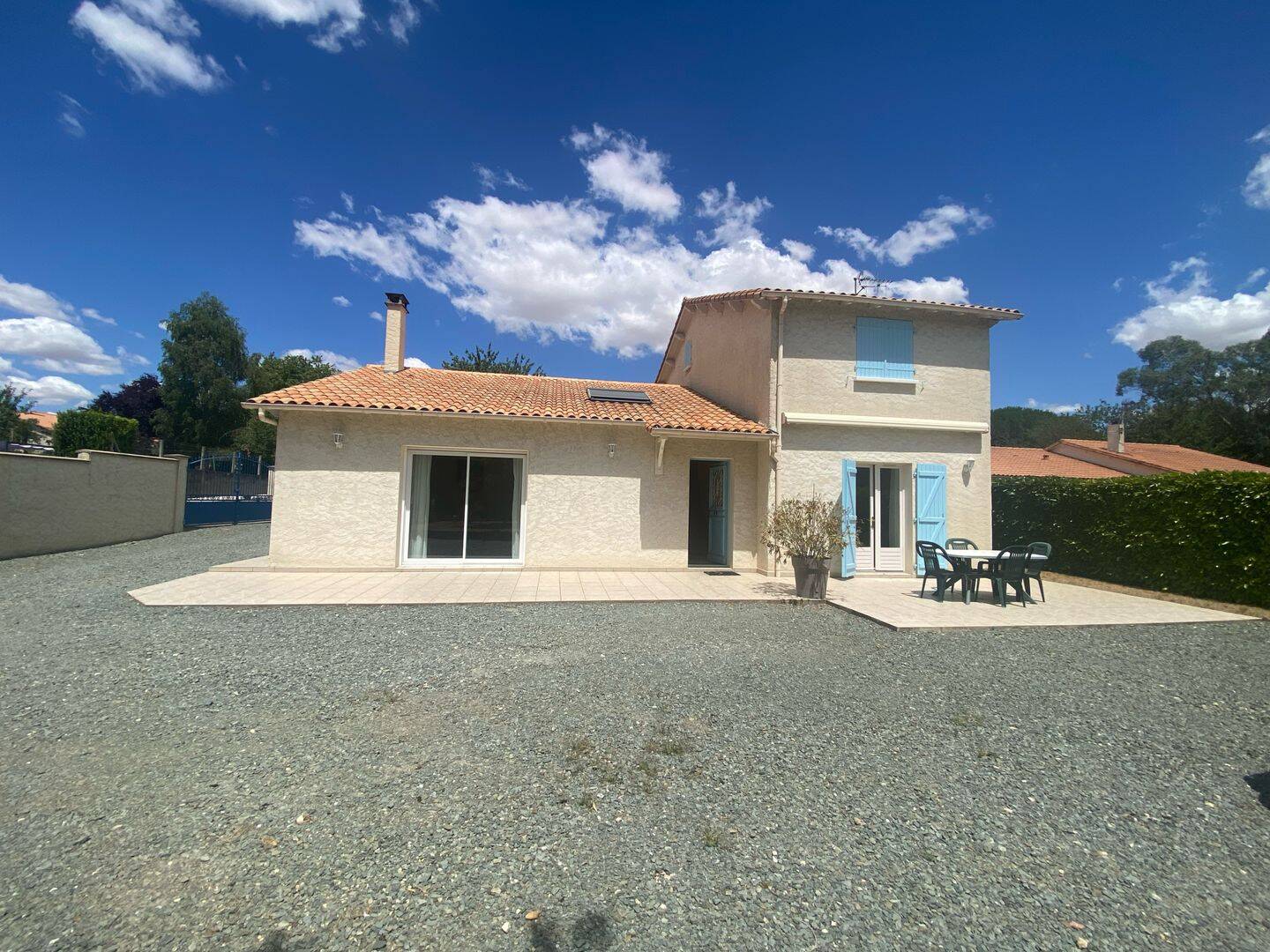 Maison 5 pièces 145 m² · à Aiffres · 145 m² · 299 000 €