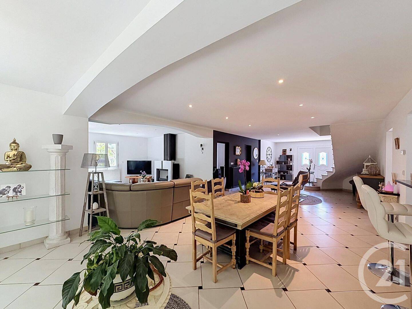 Maison 6 pièces 265 m² · à Chartres · 265 m² · 599 000 €
