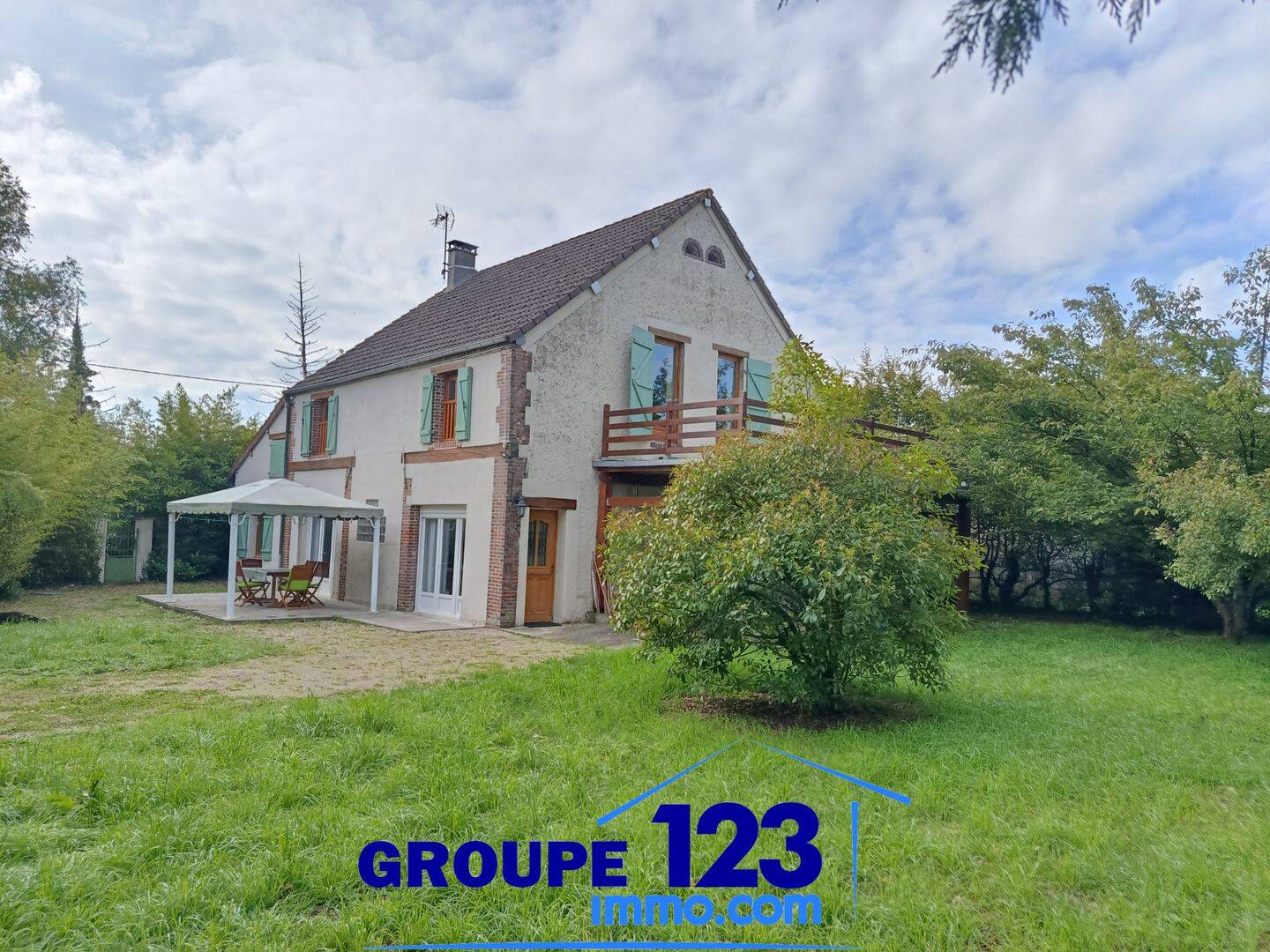 Maison 5 pièces 203 m² · à La Ferté-Loupière · 203 m² · 199 900 €