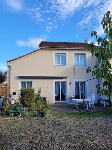 Maison 6 pièces 107 m² · à Moncel-lès-Lunéville · 106,5 m² · 207 000 €