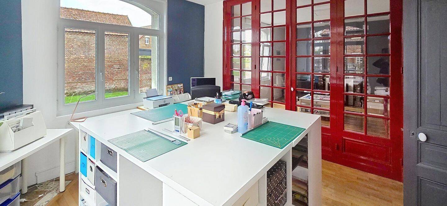 Maison 10 pièces 290 m² · à Écoust-Saint-Mein · 290 m² · 353 600 €