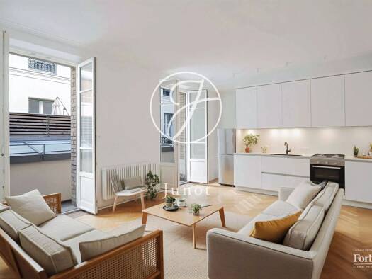 Appartement à vendre 557 000 € 2 pièces 1 chambre 41 m² Étage 1/2 La Fourche-Guy Môquet Paris 17ème arrondissement 75017