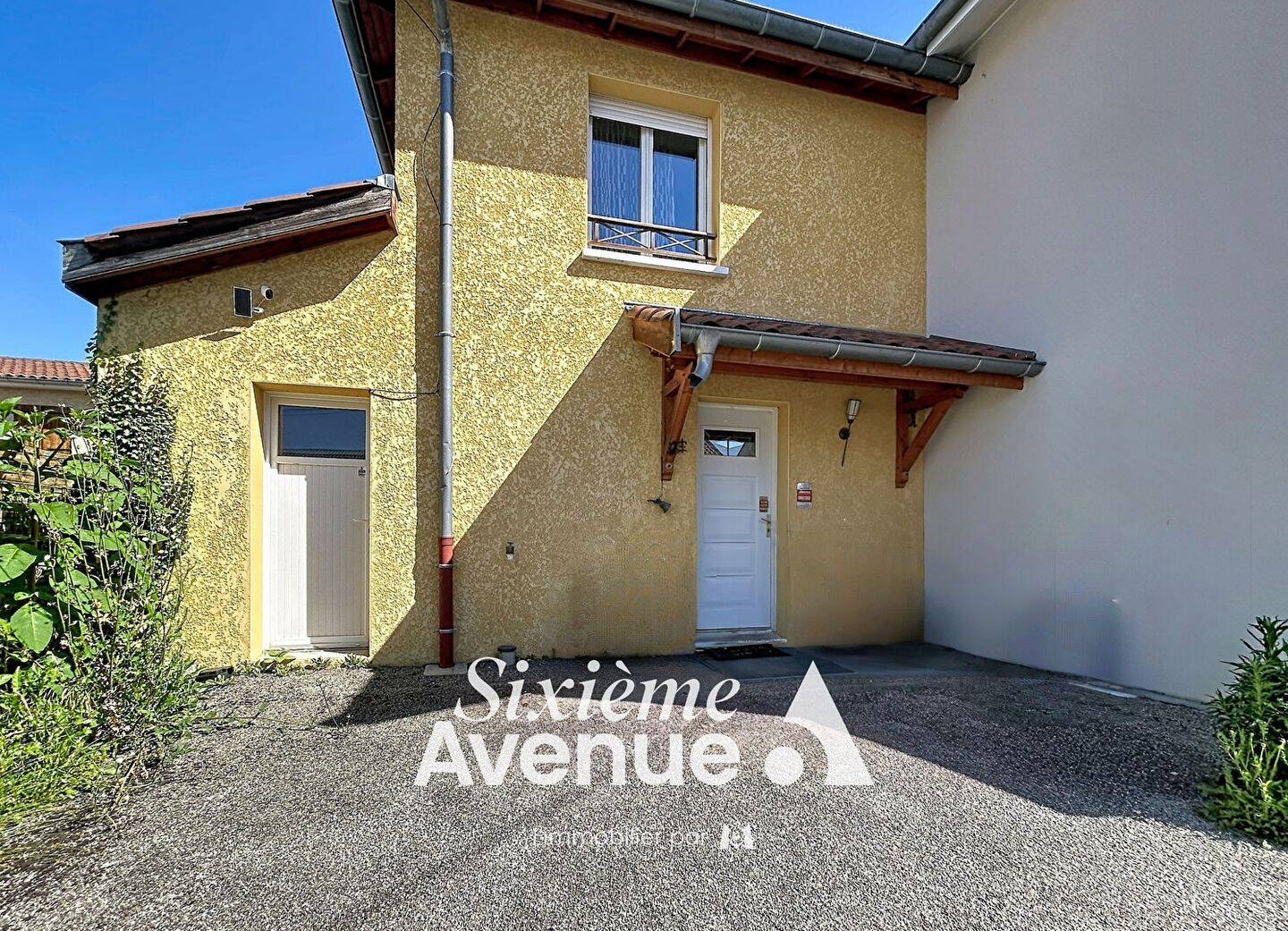 Maison 3 pièces 85 m² · à Décines-Charpieu · 84,8 m² · 360 000 €