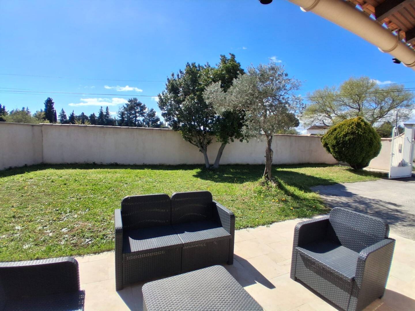 Maison 4 pièces 92 m² · à Rochefort-du-Gard · 92 m² · 315 000 €