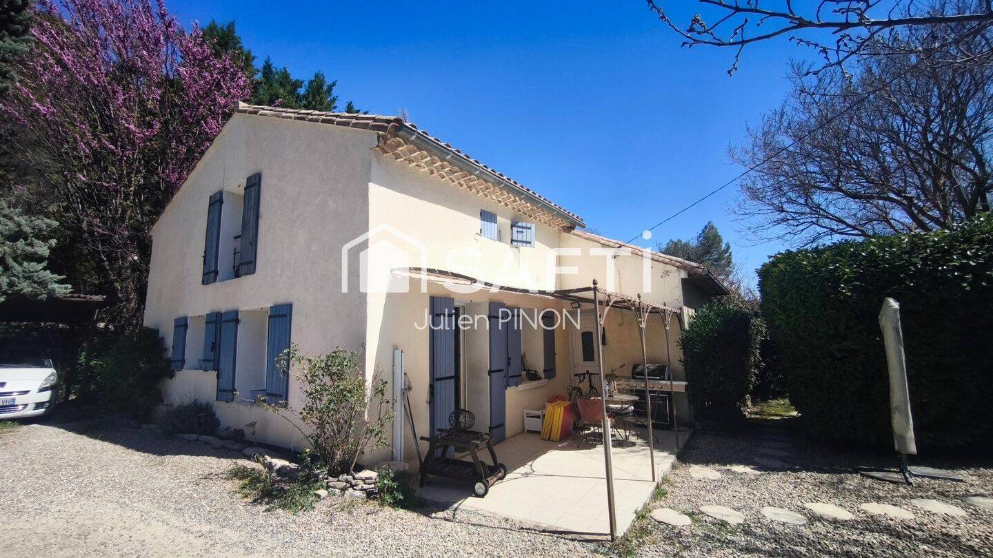 Maison 5 pièces 100 m² · à Saignon · 100 m² · 318 000 €
