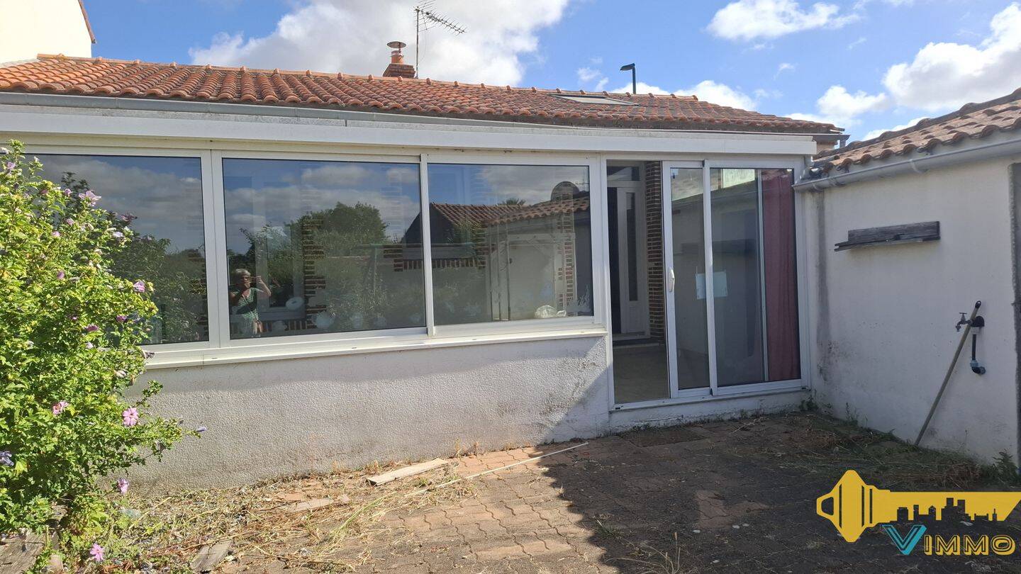 Maison 4 pièces 74 m² · à Sainte-Pazanne · 74 m² · 185 000 €