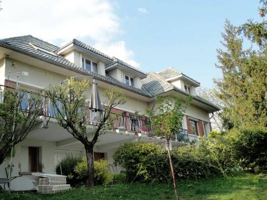 Maison en viager Bouquet 435 000 € 8 pièces 5 chambres 270 m² 657 m² de terrain Sud Ormesson-sur-Marne 94490