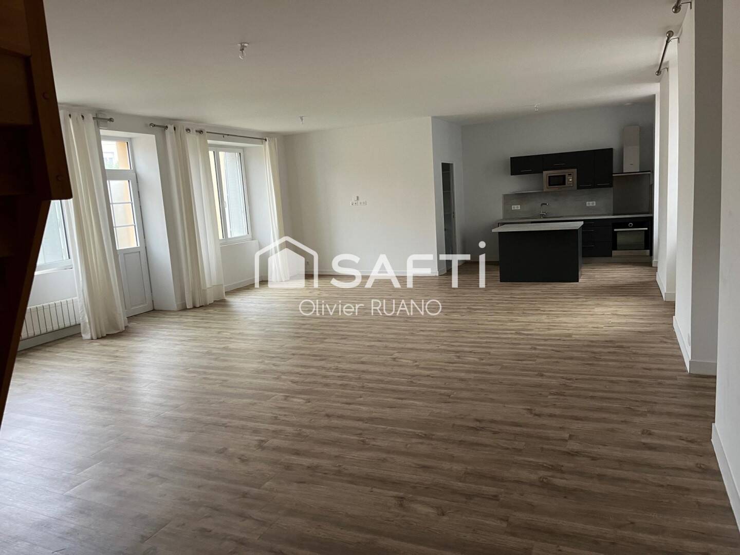 Appartement 3 pièces 133 m² · à Châteauroux · 133 m² · 189 900 €
