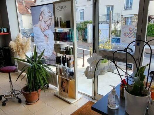 Local d'activités à vendre 50 000 € 86 m² d'espace de stockage Le Clos Vélizy-Villacoublay 78140