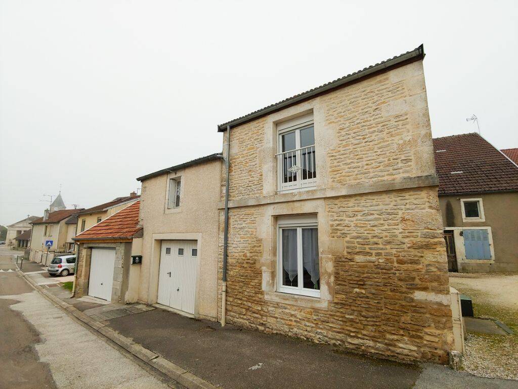 Maison 2 pièces 39 m² · à Mandres-la-Côte · 38,7 m² · 460 €