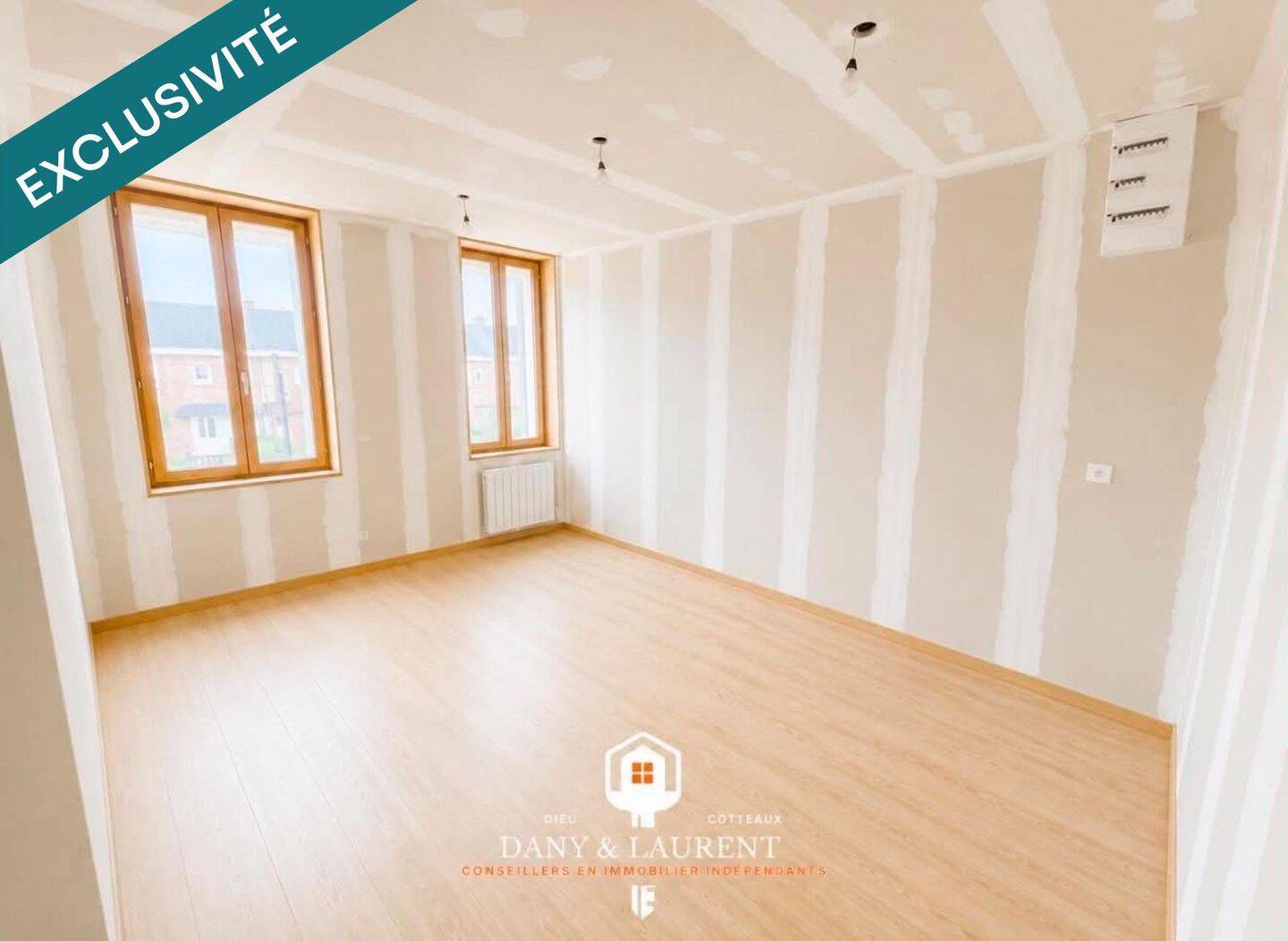 Maison 8 pièces 143 m² · à Raismes · 143 m² · 124 900 €