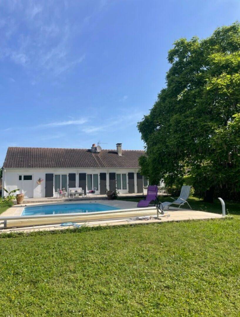 Maison 5 pièces 101 m² · à Azay-sur-Cher · 101 m² · 1 569 €