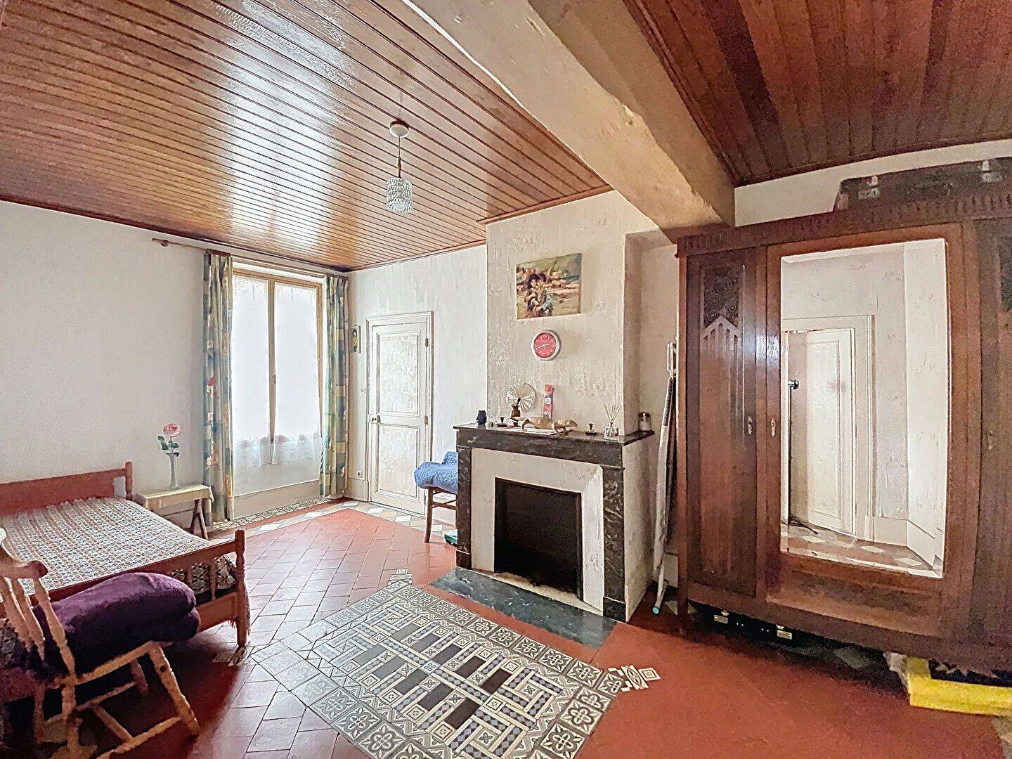 Maison 4 pièces 120 m² · à Cléry-Saint-André · 120 m² · 131 000 €