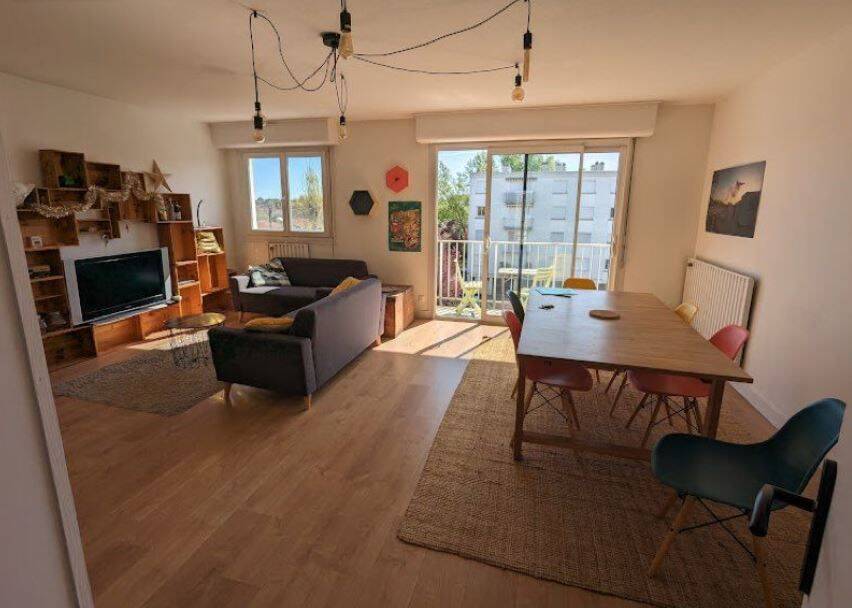 Appartement 4 pièces 82 m² · à Pessac · 82 m² · 591 €