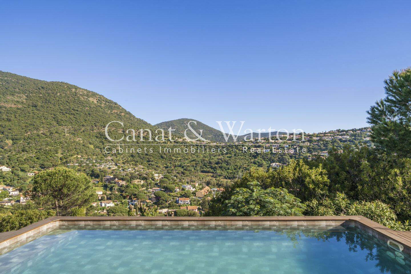 Maison 5 pièces 120 m² · à Cavalaire-sur-Mer · 120 m² · 949 000 €