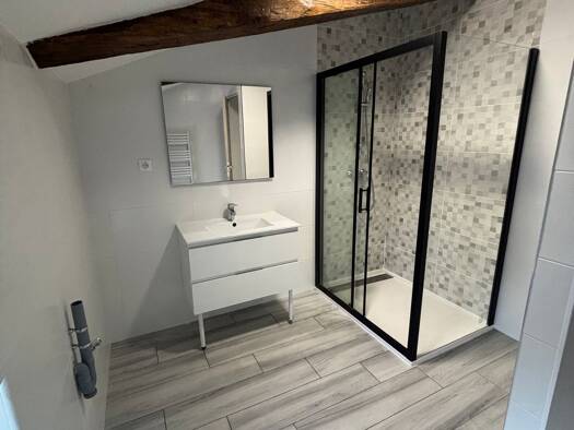 Appartement à louer 810 € 3 pièces 2 chambres 63 m² Étage 1/3 Mimbaste 40350