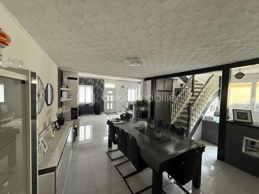 Maison de ville à vendre 259 000 € 7 pièces 4 chambres 155 m² Centre Mazingarbe 62670