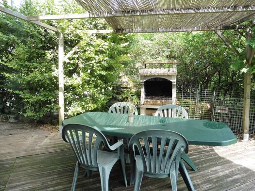 Maison à vendre 240 000 € 7 pièces 4 chambres 190 m² 493 m² de terrain L'Hôpital-du-Grosbois 25620