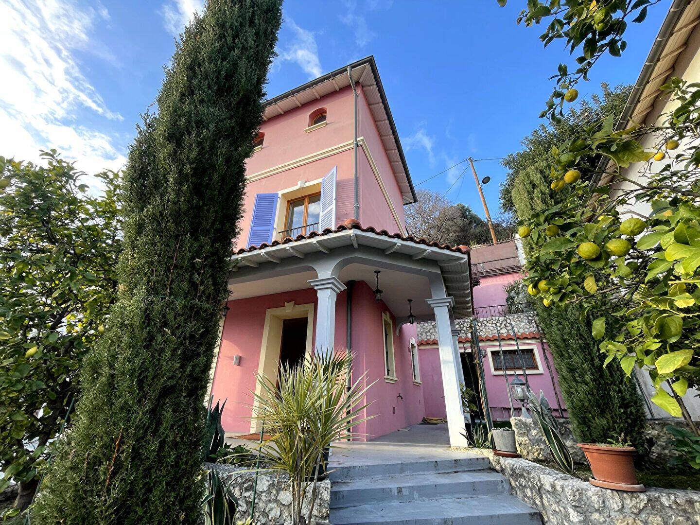 Maison 6 pièces 118 m² · à Nice · 118 m² · 832 000 €