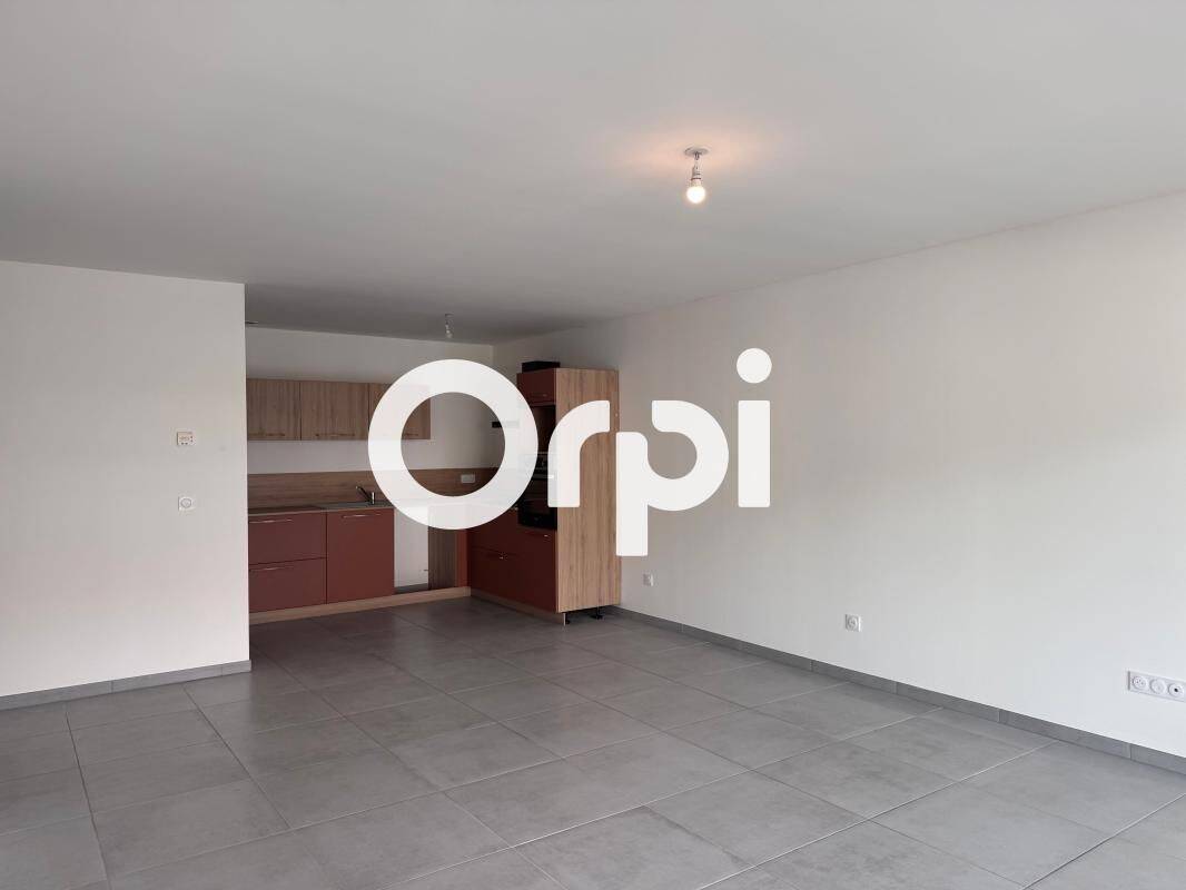 Appartement 3 pièces 79 m² · à Beaurepaire · 79,3 m² · 717 €