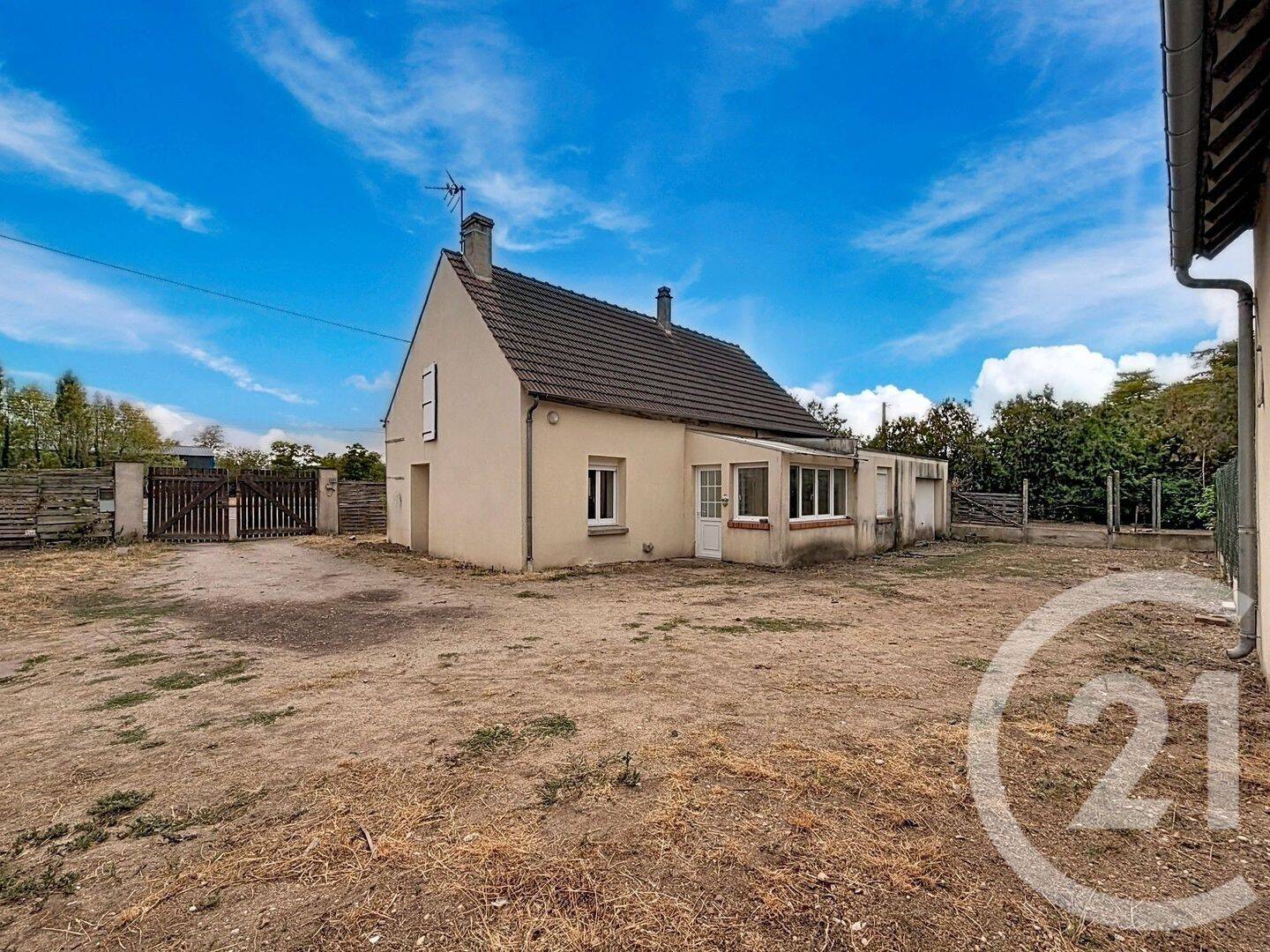 Maison 2 pièces 72 m² · à Bouzy-la-Forêt · 72,1 m² · 129 600 €