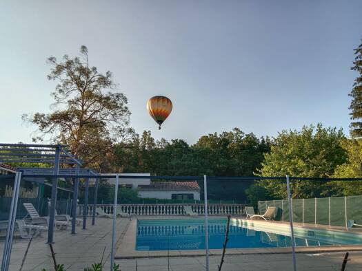 Maison à vendre 690 000 € 19 pièces 12 chambres 450 m² 22 000 m² de terrain Allemagne-en-Provence 04500