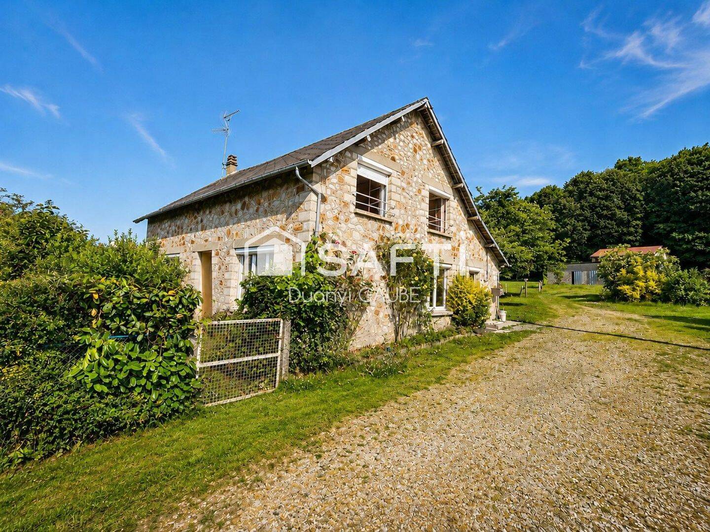 Maison 5 pièces 100 m² · à Barenton · 100 m² · 195 000 €
