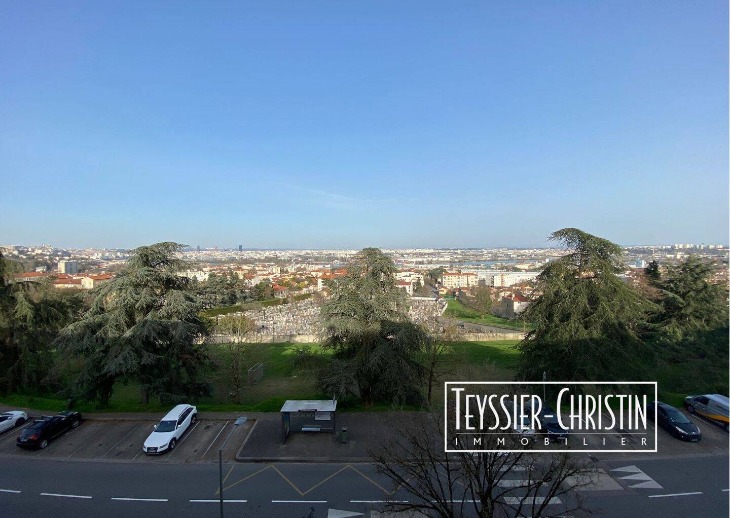 Appartement 3 pièces 64 m² · à Oullins-Pierre-Bénite · 64,3 m² · 180 000 €