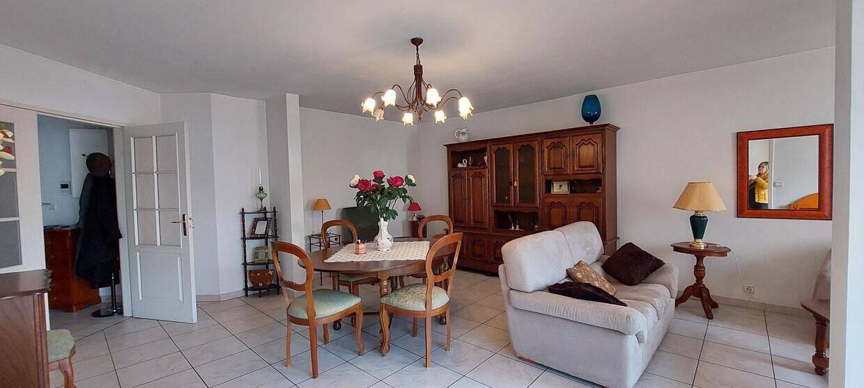 Appartement 3 pièces 84 m² · à Alès · 83,8 m² · 806 €/mois