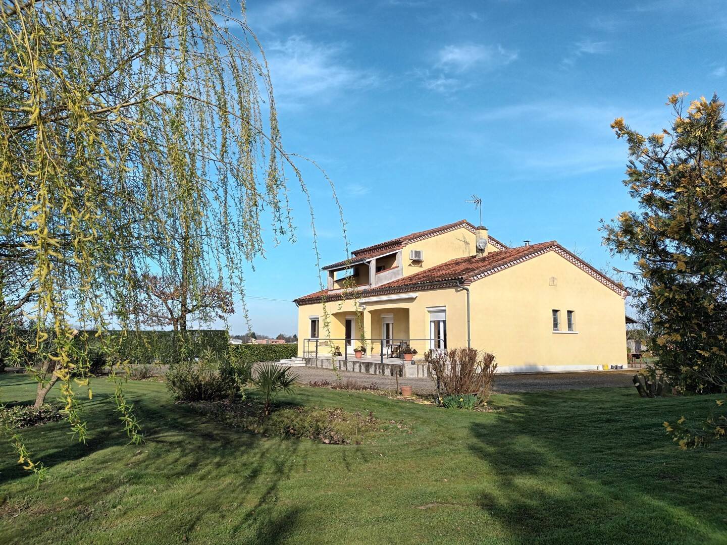 Maison 7 pièces 138 m² · à Saint-Nicolas-de-la-Grave · 138 m² · 285 000 €