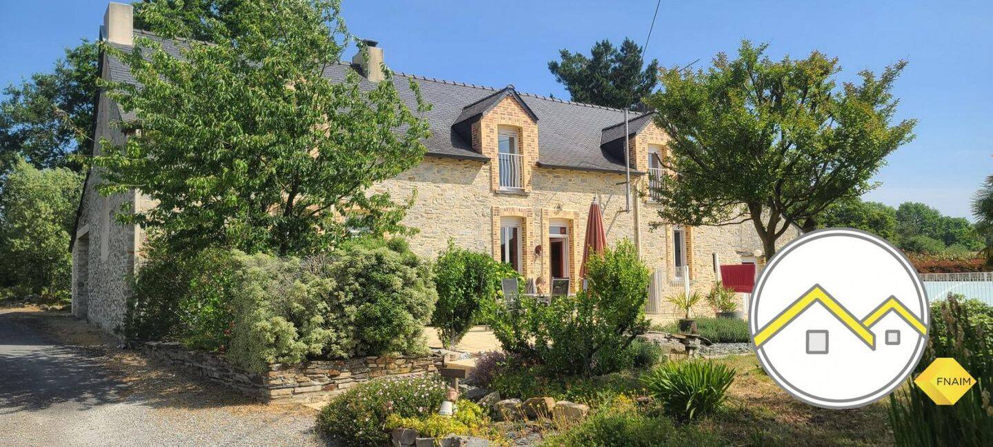 Maison 13 pièces 320 m² · à Erbray · 320 m² · 593 000 €