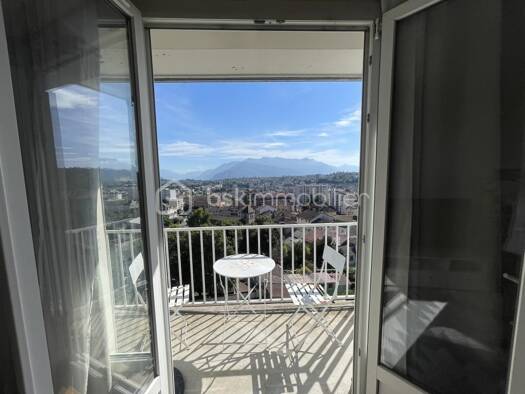 Appartement à vendre 144 900 € 3 pièces 2 chambres 61,8 m² Étage 7/7 Souillet-Vouise Voiron 38500