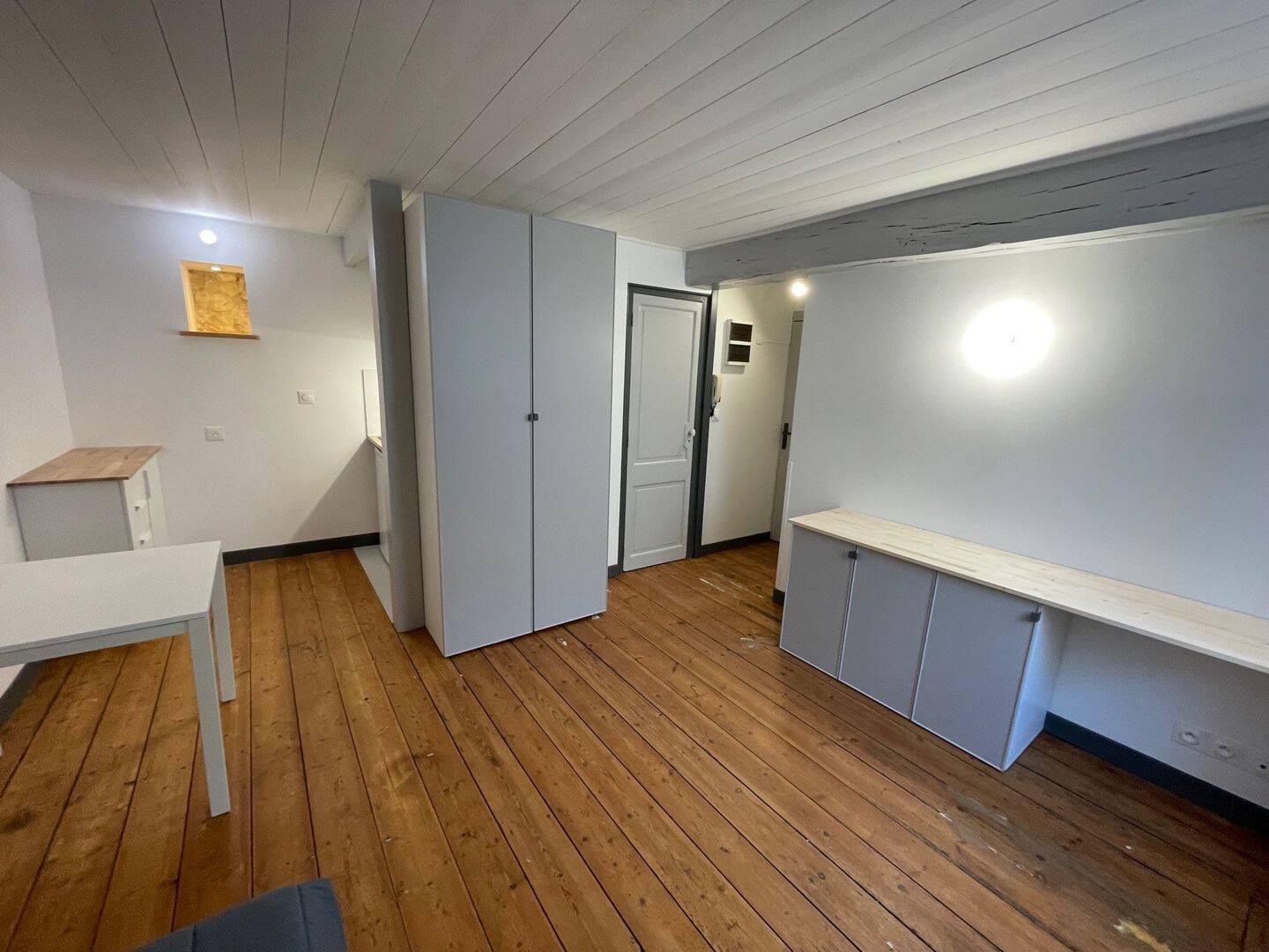 Appartement 1 pièce 18 m² · à La Rochelle · 18 m² · 590 €