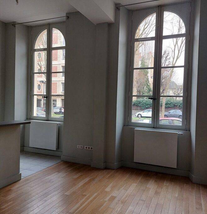 Appartement 2 pièces 50 m² · à Versailles · 50 m² · 1 259 €