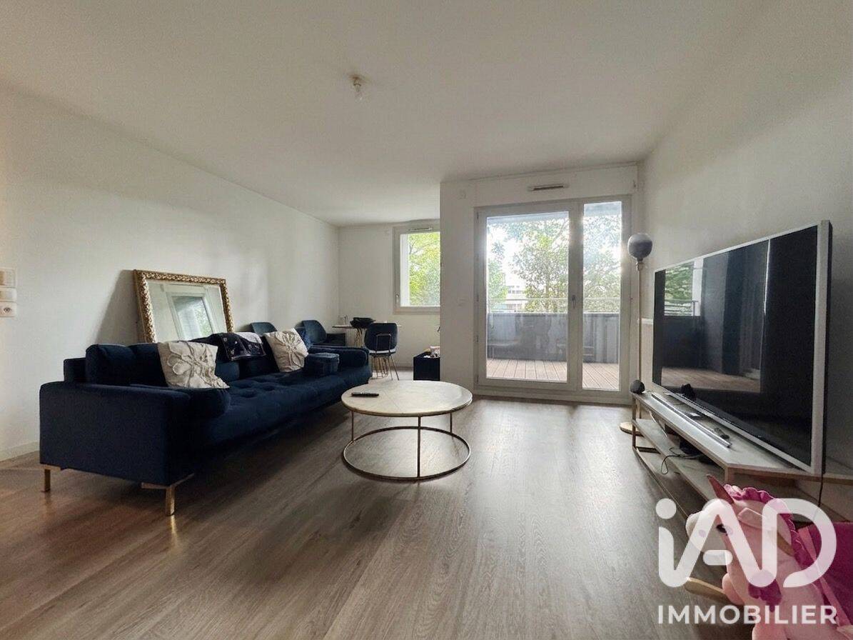Appartement 3 pièces 67 m² · à Asnières-sur-Seine · 66,5 m² · 1 450 €