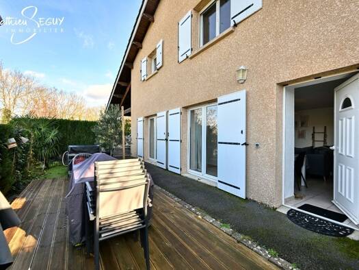 Appartement à vendre 185 000 € 3 pièces 2 chambres 66 m² RDC Courzieu 69690