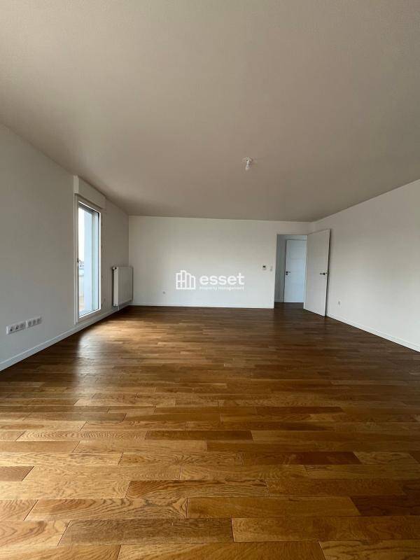 Appartement 5 pièces 121 m² · à Rueil-Malmaison · 121 m² · 3 105 €