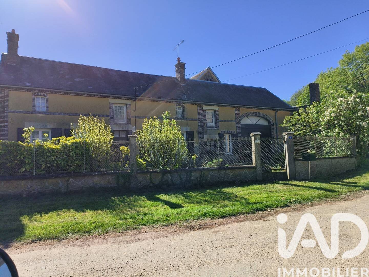 Maison 2 pièces 69 m² · à Sormery · 69 m² · 49 900 €