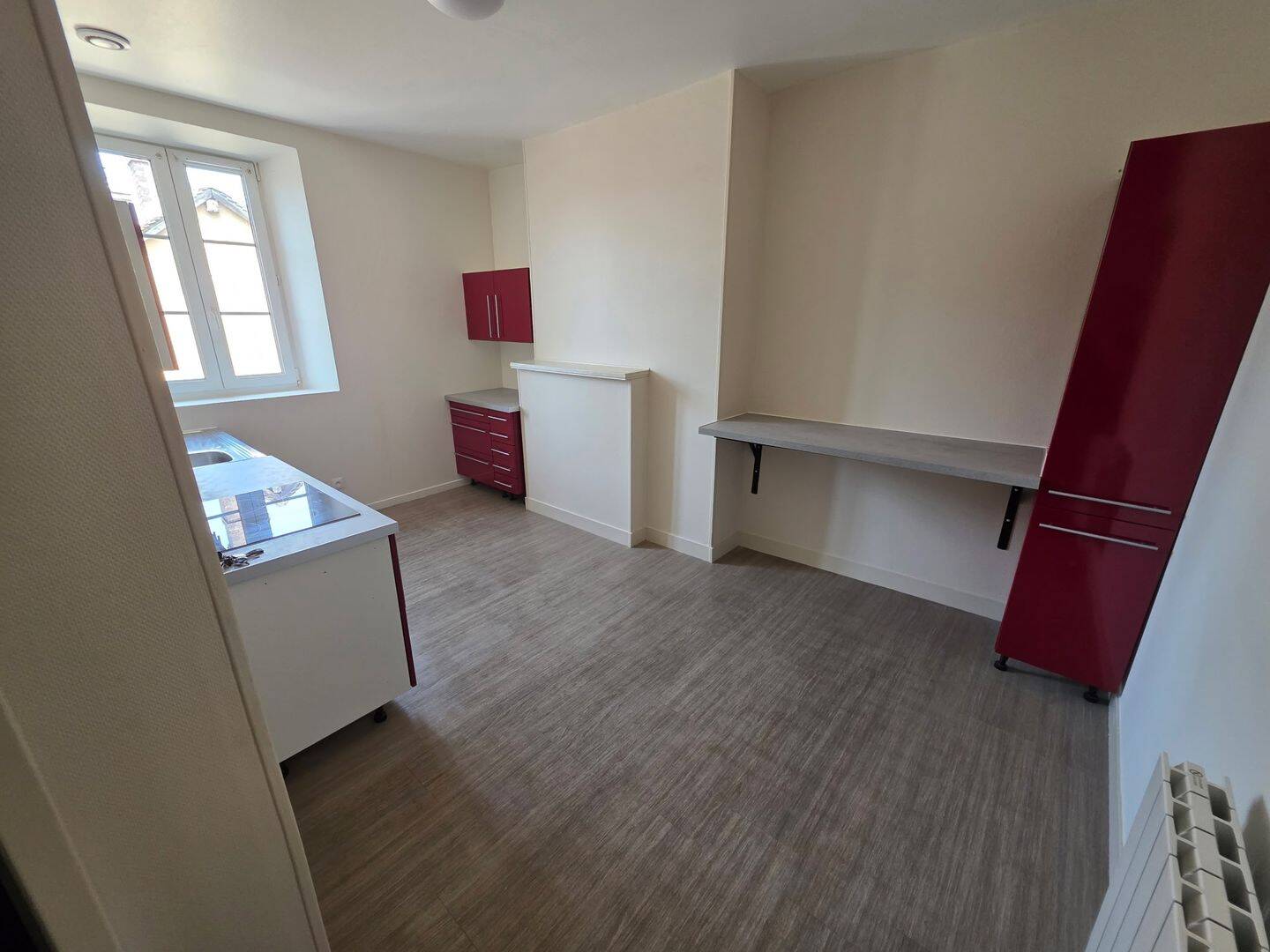 Appartement 2 pièces 35 m² · à Champrond-en-Gâtine · 35 m² · 410 €