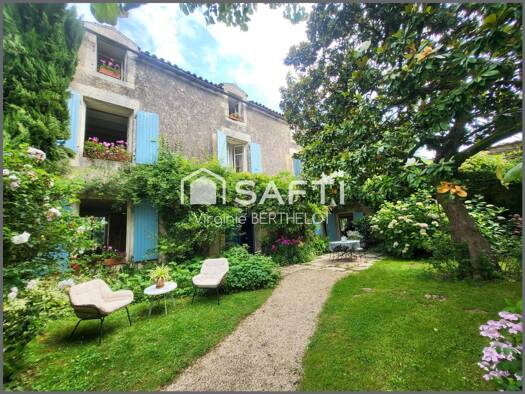 Maison à vendre 386 000 € 8 pièces 3 chambres 268 m² 15 570 m² de terrain Nanteuil 79400