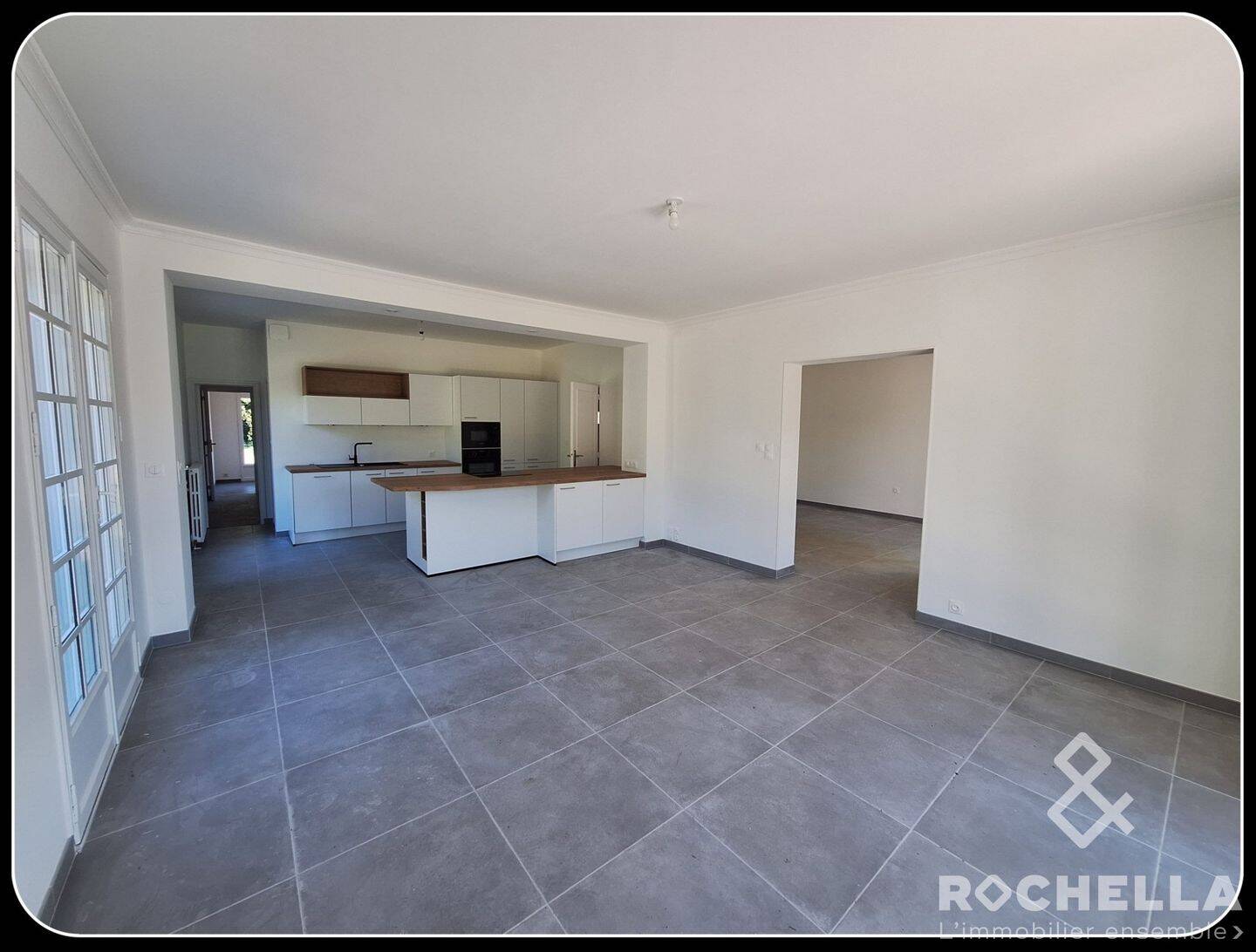 Maison 8 pièces 220 m² · à Sainte-Soulle · 220 m² · 570 000 €