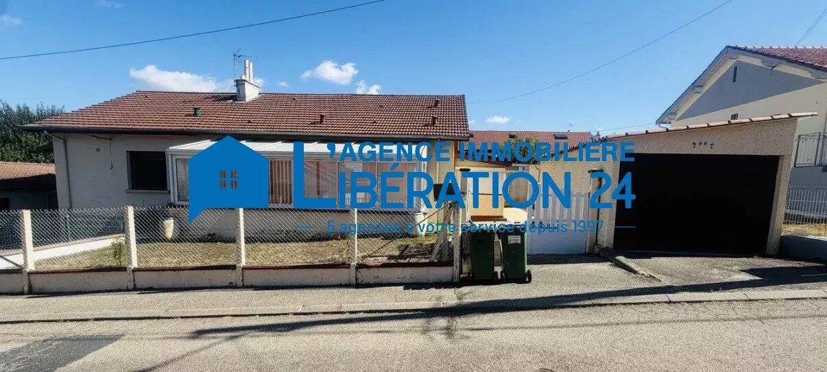 Maison 4 pièces 74 m² · à Le Chambon-Feugerolles · 74,3 m² · 130 000 €