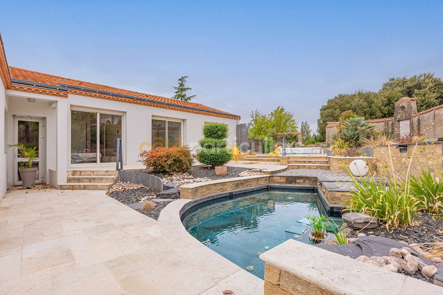 Maison 7 pièces 236 m² · à Gétigné · 236 m² · 449 350 €
