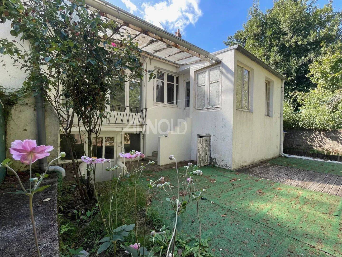 Maison 6 pièces 143 m² · à Nantes · 142,6 m² · 468 585 €