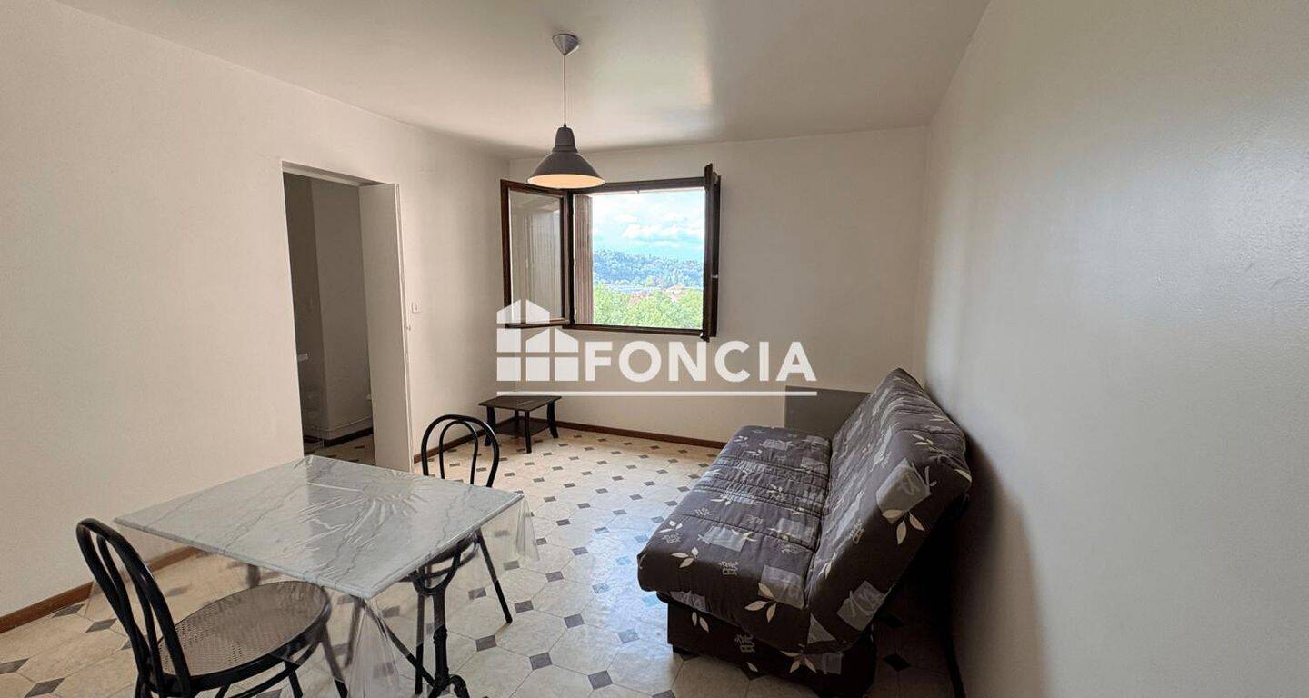 Appartement 1 pièce 26 m² · à Cahors · 25,7 m² · 390 €/mois