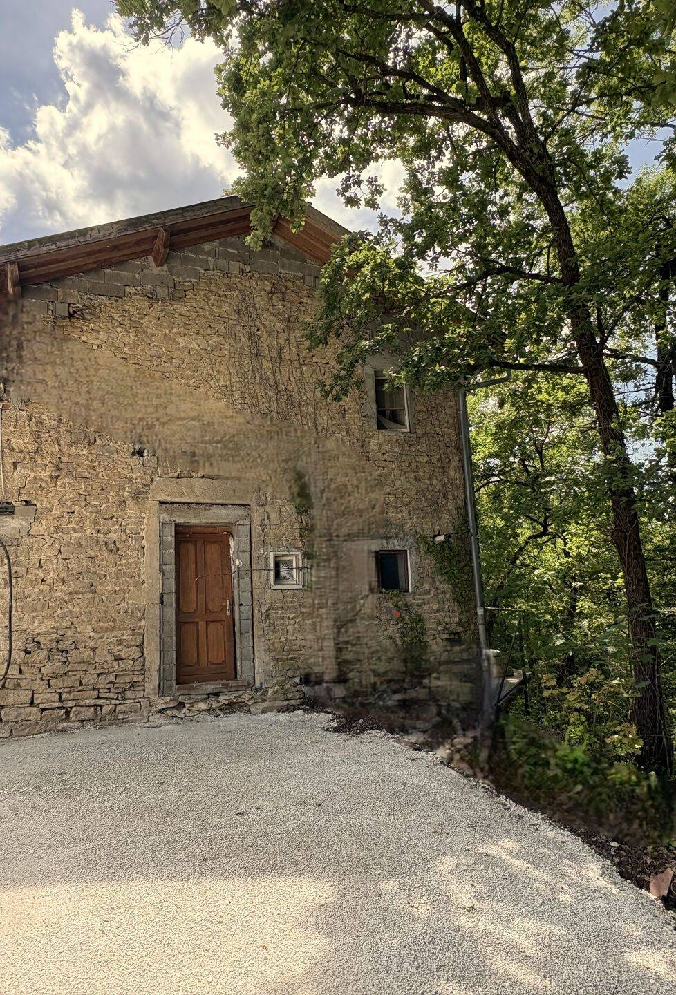Maison 9 pièces 188 m² · à Saint-Alban-de-Roche · 188 m² · 252 000 €