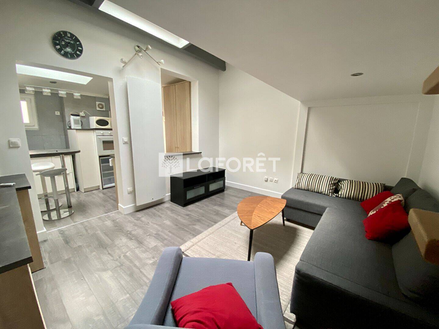 Appartement 1 pièce 28 m² · à Levallois-Perret · 28 m² · 259 000 €