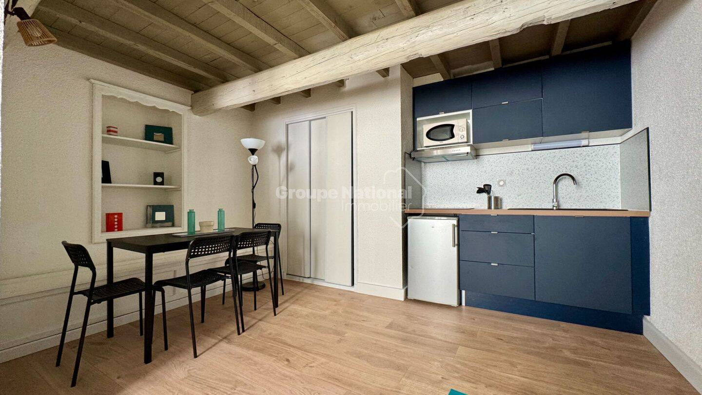 Appartement 1 pièce 31 m² · à Nîmes · 31 m² · 577 €